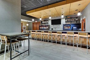 Drury Inn & Suites near Universal Orlando Resort