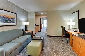 Drury Inn & Suites near Universal Orlando Resort