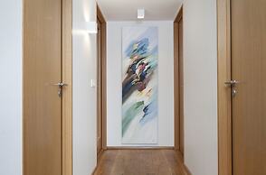 Draumholl Apartments