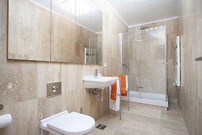 Draumholl Apartments