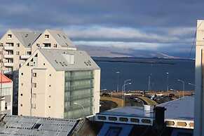 Draumholl Apartments