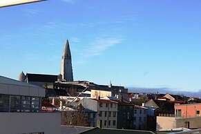 Draumholl Apartments