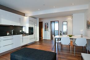 Draumholl Apartments