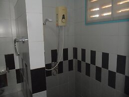 Blu' Beach Bungalows