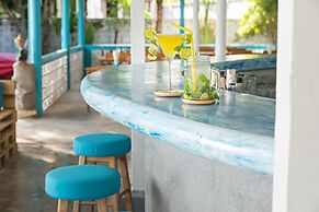 Blu' Beach Bungalows