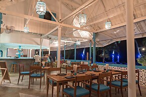 Blu' Beach Bungalows