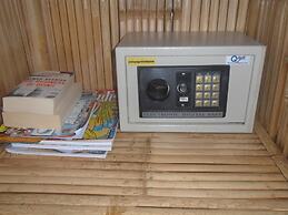 Blu' Beach Bungalows