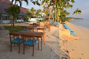 Blu' Beach Bungalows