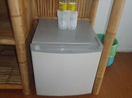 Blu' Beach Bungalows