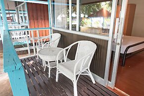 Blu' Beach Bungalows