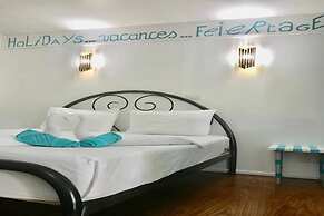 Blu' Beach Bungalows