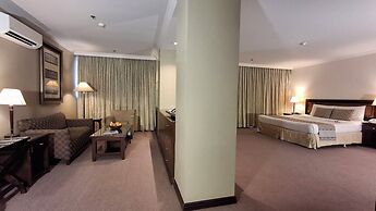 Herald Suites Solana