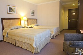 Herald Suites Solana