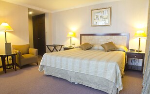 Herald Suites Solana