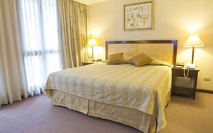 Herald Suites Solana