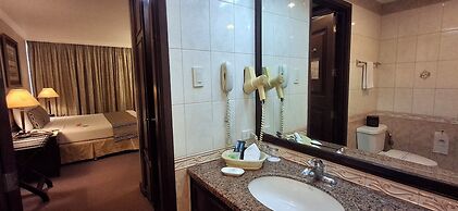 Herald Suites Solana
