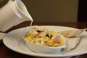 Herald Suites Solana