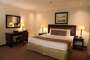 Herald Suites Solana