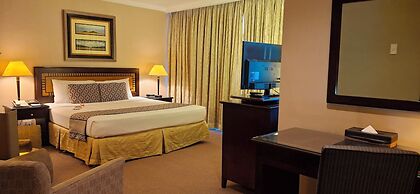 Herald Suites Solana