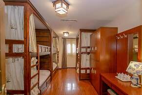 Xiangzimen Youth Hostel