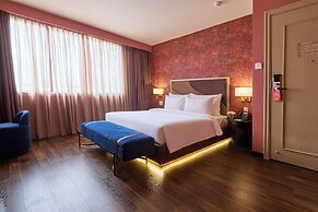 Kin Hotel Ly Tu Trong