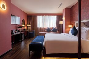 Kin Hotel Ly Tu Trong