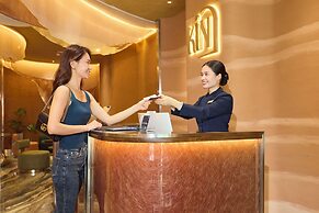 Kin Hotel Ly Tu Trong