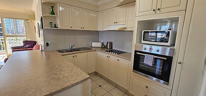 Broadbeach Holiday Apartments