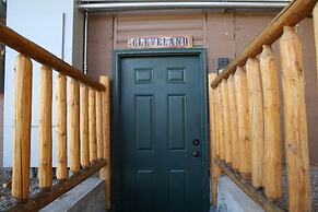 The Historic Wapiti Lodge