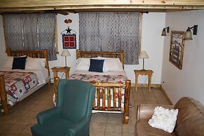 The Historic Wapiti Lodge