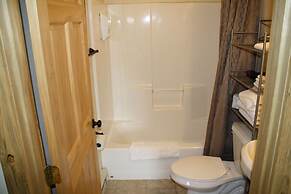 The Historic Wapiti Lodge