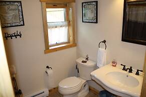 The Historic Wapiti Lodge