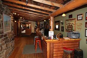 The Historic Wapiti Lodge