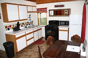 The Historic Wapiti Lodge