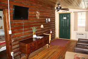 The Historic Wapiti Lodge