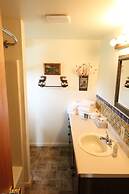 The Historic Wapiti Lodge