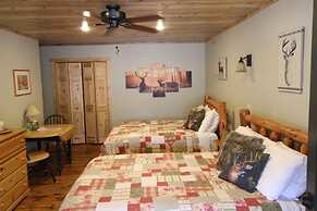 The Historic Wapiti Lodge