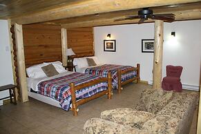 The Historic Wapiti Lodge