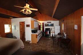 The Historic Wapiti Lodge