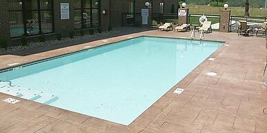 Holiday Inn Express Cleveland Northwest by IHG