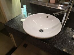 Holiday Inn Express Shanghai Jinsha by IHG