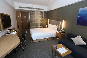 Holiday Inn Express Shanghai Jinsha by IHG