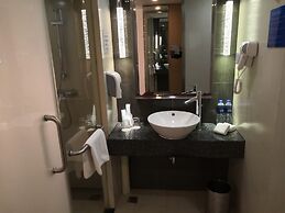 Holiday Inn Express Shanghai Jinsha by IHG