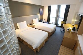 Holiday Inn Express Shanghai Jinsha by IHG