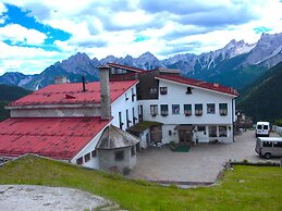 Hotel La Caminatha