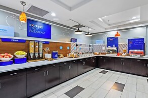 Holiday Inn Express and Suites Wytheville by IHG