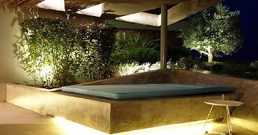 Thalatta Seaside Hotel