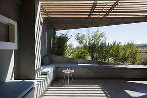 Thalatta Seaside Hotel