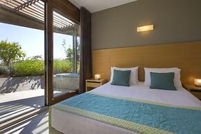 Thalatta Seaside Hotel