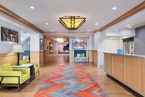 Hampton Inn & Suites Dodge City